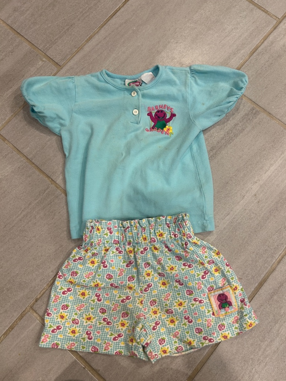 4T vintage Barney outfit